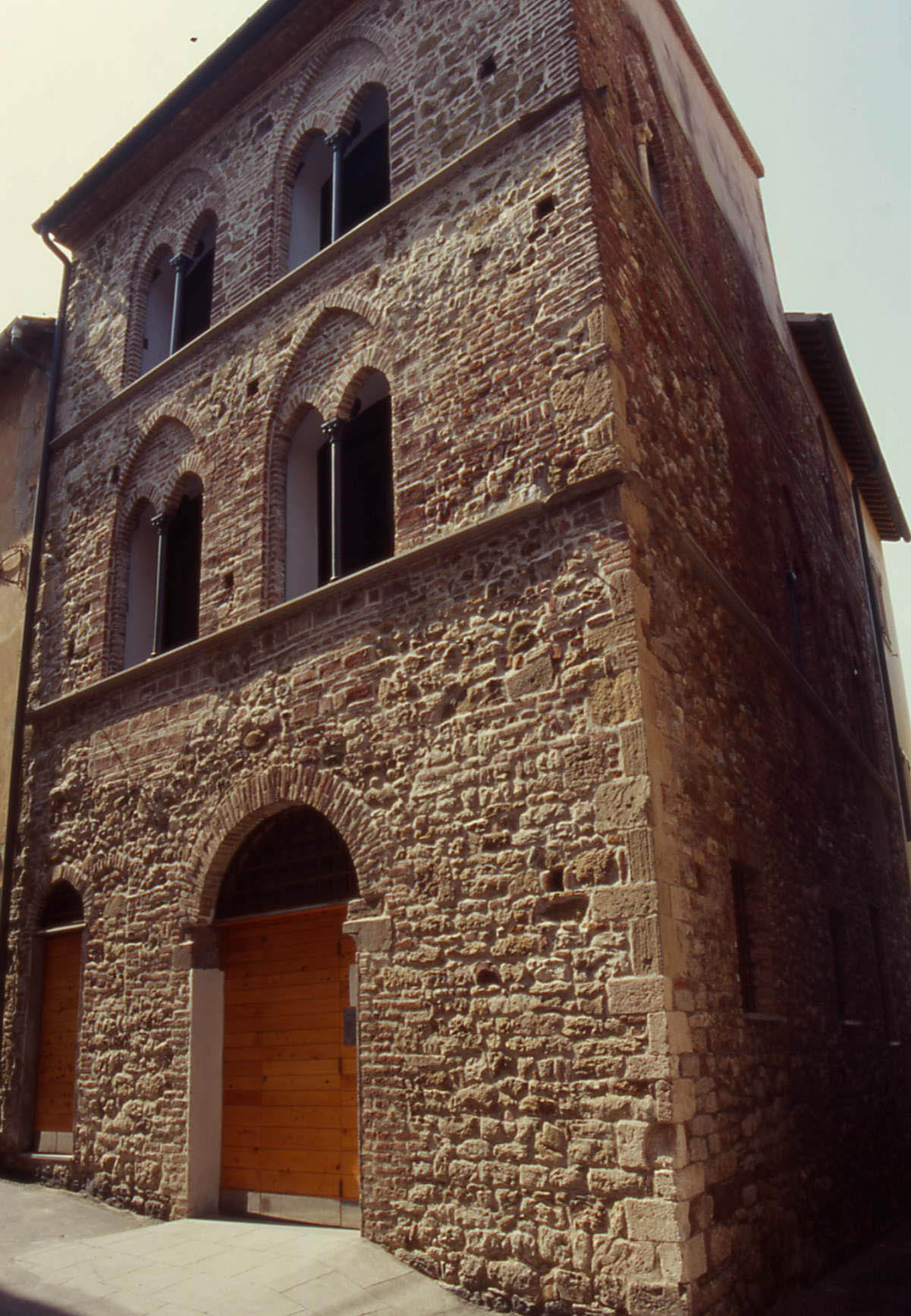 Casa Bifore
